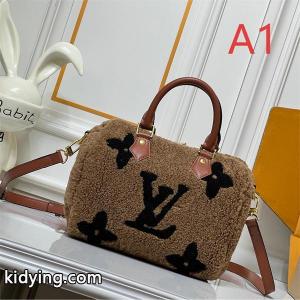 数量限定 フワモコ質感 プレミアム ハンドバッグ LOUIS vuitton コピー ルイヴィトン コピー スーパーコピーkidying2659P9ze