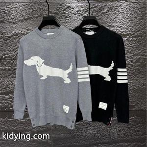 グレー × ブラック Thom browne コピーブランド 偽物 2026秋冬対応 定番 2 色 ダックスフント刺繍 セーター トムブラウン コピーブランドkidying26yWT9fq