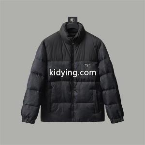 定番 ブラック テクスチャーデザイン 上品 軽量 偽物 ダウンジャケット 注目アイテム prada スーパーコピー プラダ スーパーコピーkidying26Sr4Tfu