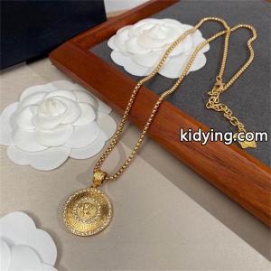 ヴェルサーチ コピー ネックレスコピーversace コピー 今が買い 国内初上陸 今年流行_ブランド コピー 激安(日本最大級)kidying26rCaq8r