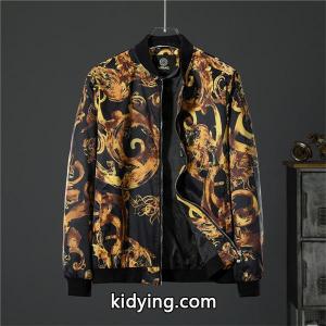 簡単に秋冬の雰囲気を演出 秋冬最新のトレンド ヴェルサーチ ブランド コピー versace ブランド コピー ブルゾン _ブランド コピー 激安(日本最大級)kidying26PzKPfC