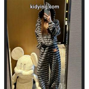 秋冬人気セリーヌ スーパーコピー上下着レディース魅力ブランド コピー 激安(日本最大級)kidying26XTvyii