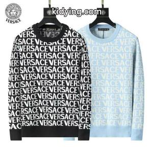 秋冬最新のトレンド ヴェルサーチ コピーブランド セーターコピーversace コピーブランド 季節感溢れる秋らしいコーデ_ブランド コピー 激安(日本最大級)kidying260LrSju