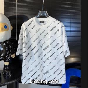 シンプルで合わせやすい balenciaga コピー バレンシアガ コピー 半袖tシャツ 若く見える 幅広いコーデで活躍するkidying26zaquui