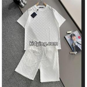 ヴィトン コピー 通販LOUIS vuitton スーパーコピー新作入荷人気活躍度の高いプリントTシャツ上下セットコットン素材kidying26GzCuGz
