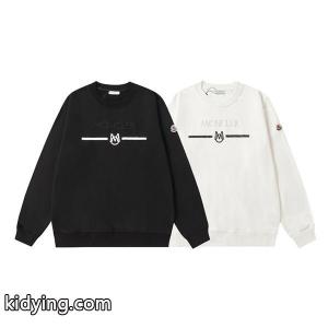 moncler ブランド コピー モンクレール ブランド コピー トレーナーコピー 普段使いもオフィスもOK ブルゾン簡単に秋冬の雰囲気を演出_ブランド コピー 激安(日本最大級)kidying265baOHn