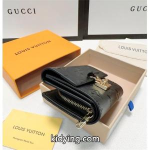 お買い得　ルイヴィトン コピー　ロバートソン　ヴェルニ　収納性のある長財布　モノグラム LOUIS vuitton コピー_ブランド コピー 激安(日本最大級)kidying265z4jeC