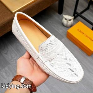 特に今期の春夏注目 海外のファッション新品 トレンド主役級 LOUIS vuitton コピー ルイ ヴィトン コピーモカシンシューズコピー 激安(日本最大級)kidying26TLr49v