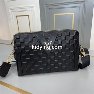 LOUIS vuitton コピーブランド 街のおしゃれさんも愛用 ルイ ヴィトン コピーブランド 秋冬ファッションを明るくなる スーツケース _ブランド コピー 激安(日本最大級)kidying26jWLf0j