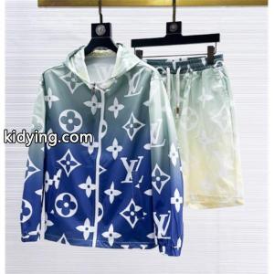 ルイ ヴィトン コピーセットアップコピー LOUIS vuitton コピー  流行スタイル春夏新作 175/70キロ着用Ⅼサイズブランド コピー 激安(日本最大級)kidying260LT59r