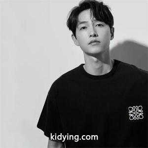ロエベ ブランド コピー ｔシャツコピーloewe ブランド コピートレンド情報 春夏トップス最新情報をチェック ブランド コピー 激安(日本最大級)kidying26H191fe