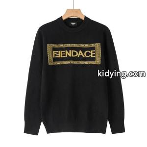 ふんわりまとって暖かお洒落 ヴェルサーチ コピーセーターコピーversace コピー 秋冬の必需品ブランド コピー 激安(日本最大級)kidying264rmuSj