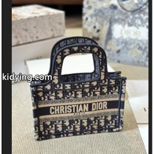 秋冬新作品  最終値下げ ディオール コピー dior コピー BOOKTOTE トートバッグ 大特価品_ブランド コピー 激安(日本最大級)kidying26yWTXvy