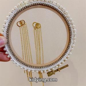 ほっこりと温かみのある雰囲気に ディオール コピーブランド dior コピーブランド 冬で可愛くて楽チンな人気アイテム ピアス _ブランド コピー 激安(日本最大級)kidying26PHD0Pz