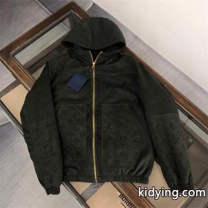 秋冬ファッションをバランスよく仕上げる ルイ ヴィトン コピーブランド ダウンコピーLOUIS vuitton コピーブランド おしゃれなスタイリングが簡単に叶える メンズ ダウンジャケットブランド コピー 激安(日本最大級)kidying26119j8f