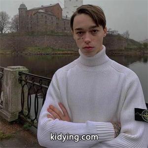 秋冬防寒性に優れるSTONE ISLAND ストーンアイランドセーター コピー着き心地がいいブランド コピー 激安(日本最大級)kidying26HfqmKv
