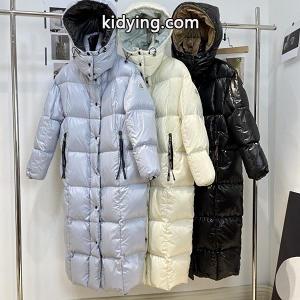 moncler コピーコピー モンクレール コピー ダウンジャケット 今の時季から活躍してくれる ストリート感あふれるkidying26LDODeu