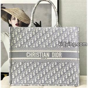 最新の注目されたファッショントレンド新品 ディオール コピー コピー dior コピー トートバッグ レディース  フラワー刺繍kidying26Kru8ji