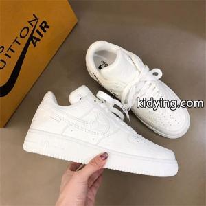 ランニングシューズ この秋の主役となった ルイ ヴィトン ブランド コピー秋冬ファッションのマストアイテム  Louis vuitton ブランド コピー x OFF-white ブランド コピー x ブランド コピー nikeルイ ヴィトン ブランド コピーブランド コピー 激安(日本最大級)kidying26Kzyiay