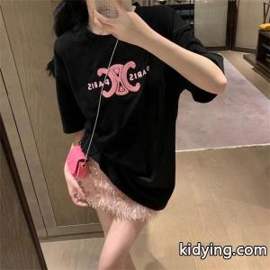 今年の夏は着こなしceline ブランド コピーコピー半袖Tシャツ バッグ付き2色可選 春夏の流行りトップス_半袖Tシャツ_ファッション_スーパーコピーブランド激安通販 専門店kidying26baSnSb