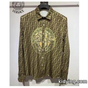 人気トレンドファッション ヴェルサーチ スーパーコピーversace スーパーコピー 夏に爆発的な人気 長袖 /ロンT/ロングT/ロングTシャツ_ヴェルサーチ スーパーコピー versace スーパーコピー_ブランド コピー 激安(日本最大級)kidying26zaqyyy