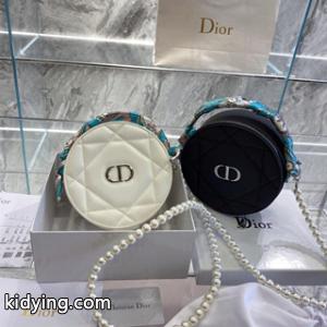 今年限定販売 dior コピー ディオール コピー ミニバッグ 鏡が付き ポーチ フェミニンなデザイン 魅力的なシルエットkidying26WjK5ji