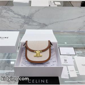 celine コピー新モデル登場! ティーン トリオンフ バッグ偽物 セリーヌ コピー リザード 魅惑的な表情と可愛さを兼ね備えた上品kidying26a8DuOn