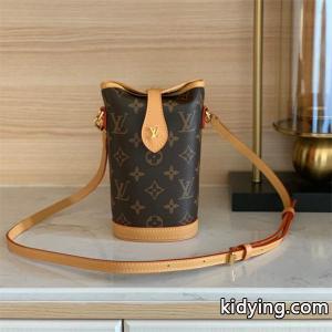 秋冬におしゃれな着こなし ルイ ヴィトン スーパーコピー LOUIS vuitton スーパーコピー 斜め掛けバッグ 2色可選 寒い冬にぜひ取り入れたい_ルイ ヴィトン スーパーコピー LOUIS vuitton スーパーコピー_ブランド コピー 激安(日本最大級)kidying26PXPT9n