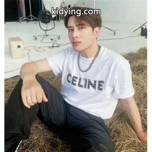 夏のヒット新作 celine コピー セリーヌ コピー ティシャツ 半袖お洒落心をくすぐられる 男女問わずに馴染むkidying26SbG9ba