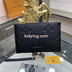 2026年秋冬最新のトレンド ルイ ヴィトン スーパーコピー この秋トレンドに合わせる着こなし LOUIS vuitton スーパーコピー ポーチ おしゃれなスタイリングが簡単に叶える_ルイ ヴィトン スーパーコピー LOUIS vuitton スーパーコピー_ブランド コピー 激安(日本最大級)kidying26j05THn