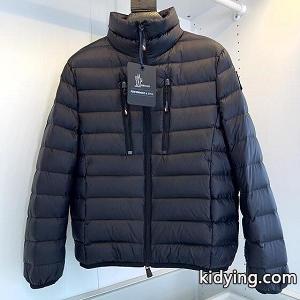 moncler ブランド コピーコレクション モンクレール ブランド コピー ダウンジャケット コピー 着心地よい 無地のデザインで大人気kidying26GHzKvi