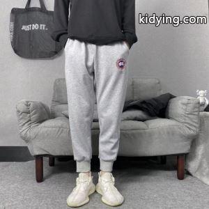 チノパン 秋冬のコーデの強い味方 カナダグース コピー防寒とおしゃれを両立させるコーデ Canada goose コピー 2026秋冬におすすめ着こなし_カナダグース コピー CANADA goose コピー_ブランド コピー 激安(日本最大級)kidying26iG9z4z