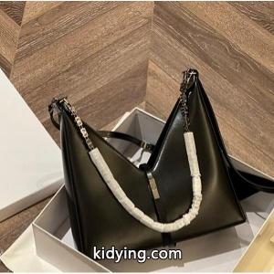 givenchy ブランド コピー ジバンシー ブランド コピースーパーコピー トートバッグ ソフトレザー 引き続きトレンド人気色kidying26bGLLPn