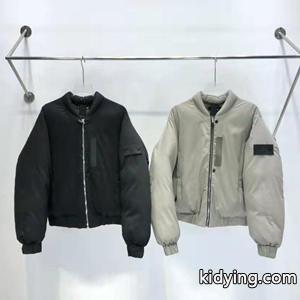 選べる極上 STONE ISLAND ストーンアイランド偽物 ダウンジャケット 防寒性に優れ軽い素材を使用した 最高品質kidying26KPHzGb