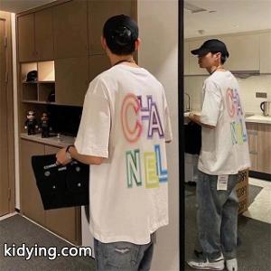 今年トレンド半袖 CH○NEL ブランド スーパーコピー tシャツ 2色展開 グラフィティデザイン 男女兼用kidying26zuCequ