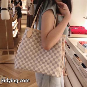LOUIS vuitton スーパーコピー ルイ ヴィトン スーパーコピー 通販 トートバッグ 美しい気質を示す 今年トレンド感を楽しめ新作kidying26Tviyiu