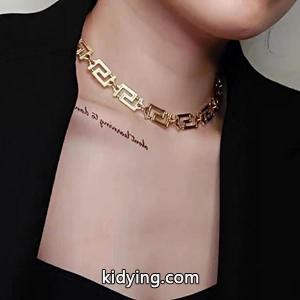 versace コピーブランド ヴェルサーチ コピーブランド スーパーコピー ネックレス 風合いのあるゴールド 多くのセレブも愛用する新作kidying26fyia4r