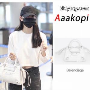 balenciaga スーパーコピーのトレンド抜け感新品 バッグ コピー NEO CLASSIC 多色展開 洗練されたデザインkidying260XPvqe