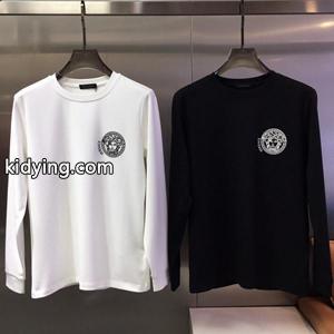 今年人気の定番versace スーパーコピーコピー 長袖tシャツ 柔らかな肌触り シンプルな丸首ネックデザイン インナーkidying26n459Xz