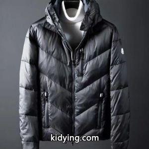 今季秋冬トレンドスタイル 綺麗なシルエットライン moncler スーパーコピー モンクレール スーパーコピー ダウンジャケット 激安 軽量フィット感 ブラック、ベイビーkidying26DKzG9n