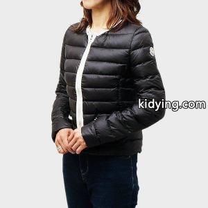 秋冬トレンドをうまく押さえ モンクレール ブランド コピー moncler ブランド コピー ライトダウンジャケット クリスタル CRISTAL ブラック レディースkidying2651TLDe