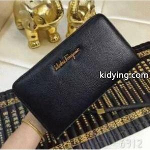 数量限定セールフェラガモ財布コピー FERRAGAMOラウンドファスナーウォレットロゴありブラックkidying26jSbuKj
