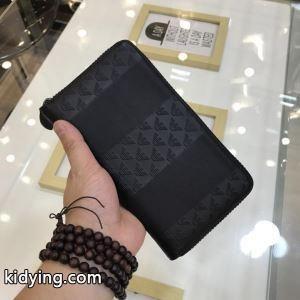 ファッション人が絶対にお手に入れるコレクション新作 アルマーニ コピー EMPORIO armani コピー ブラック メンズ ジップ長財布 コピーkidying26fSrmWr