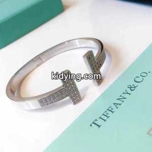動きやすく楽チンなスタイル ティファニー ブランド コピー ブランド コピー tiffany&Co 秋冬の色味が叶える華やかコーデブレスレット 冬コーデの名脇役_ティファニー ブランド コピー ブランド コピー tiffany & Co_ブランド コピー 激安(日本最大級)kidying26WrSTHv