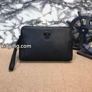 ポーチ 秋らしい装いにもぴったり ヴェルサーチ コピー 寒い冬にぜひ取り入れたい versace コピー 冬ファッションコーデの幅も広がる_ヴェルサーチ コピー versace コピー_ブランド コピー 激安(日本最大級)kidying26L1T1ba