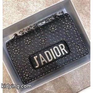 注目を集めるdior ブランド コピーディオール ブランド コピースーパーコピーレディーススタッズ金属ロゴ付きショルダーバッグkidying26jKvWva