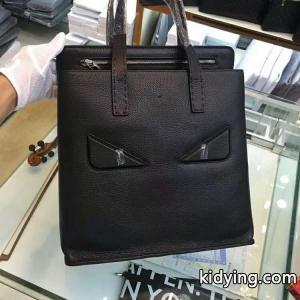 ハンドバッグ 2026春夏新作 フェンディ スーパーコピー fendi スーパーコピー 強い魅力を感じる一枚_フェンディ スーパーコピー fendi スーパーコピー_ブランド コピー 激安(日本最大級)kidying26fKXvei