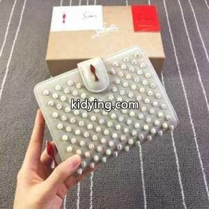 HOTお買い得ルブタン財布新作二つ折り財布パロススパイクスChristian louboutin コピーブランド PAROS SPIKESkidying26yiS1ju