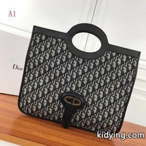 今季流行り ディオール コピーブランド dior コピーブランド 軽く耐久性のある ハンドバッグ 最落なし! 希少! 2色可選 2026新品_ディオール コピーブランド dior コピーブランド_ブランド コピー 激安(日本最大級)kidying26X5H91r