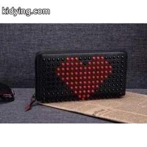 個性的ルブタン財布レディースCHRISTIAN louboutin コピー ラウンドファスナースパイクスハートウォレットkidying26yCamWn